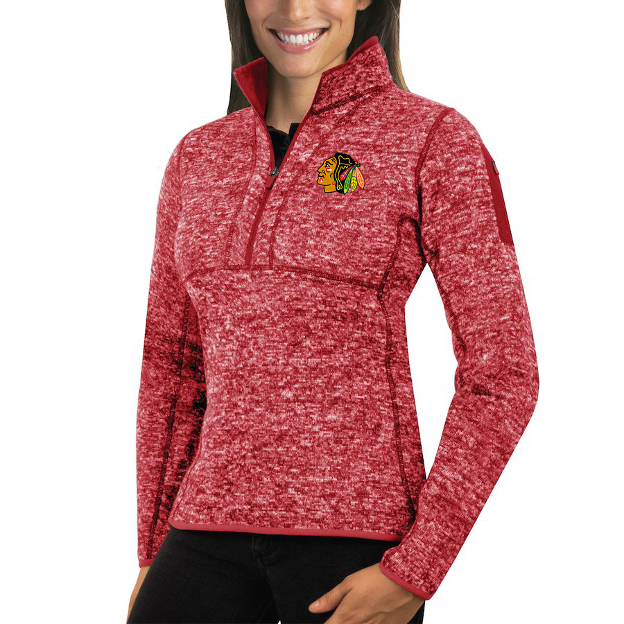 Chicago Redhawks Antigua Women's Fortune 1/2-Zip Pullover Sweater Red